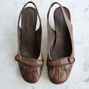 Bare Traps Brown Leather Slingback Sandals Size 11
